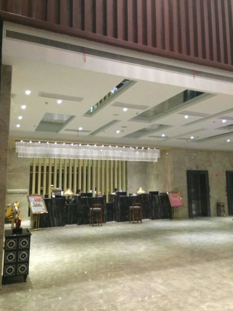 Sheng Jing Yi Jia Hotel Hucsi Kültér fotó